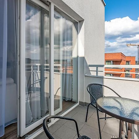 غدانسك Downtown Apartments Sadova City Center & Parking المظهر الخارجي الصورة