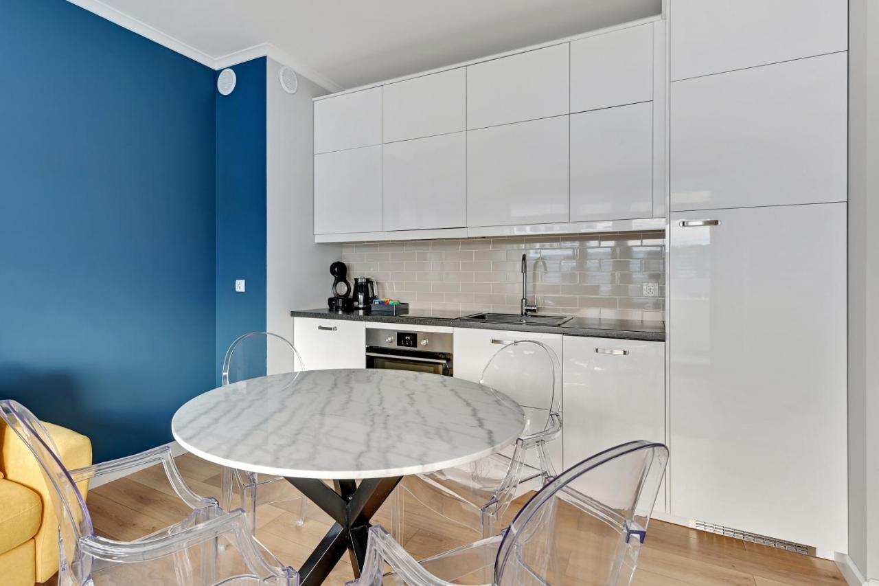 غدانسك Downtown Apartments Sadova City Center & Parking المظهر الخارجي الصورة