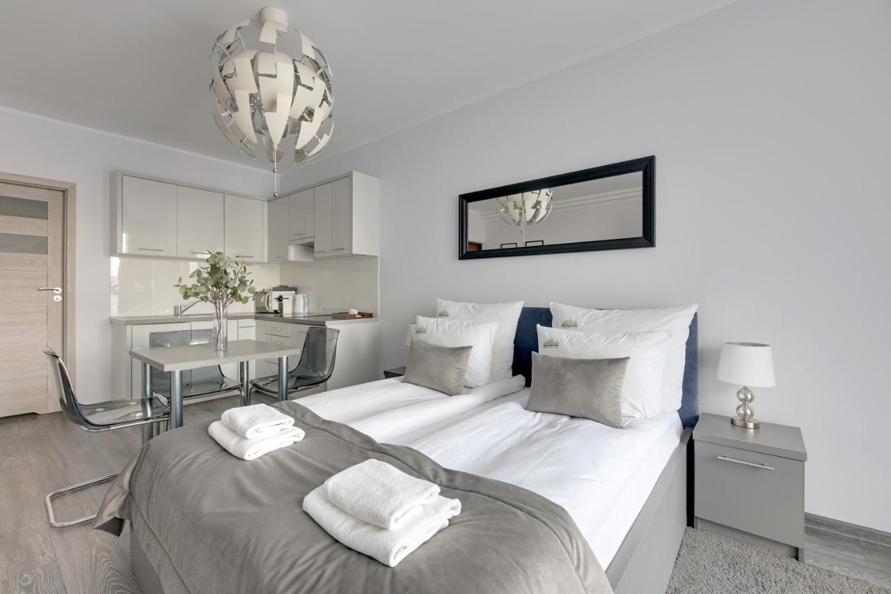 غدانسك Downtown Apartments Sadova City Center & Parking المظهر الخارجي الصورة