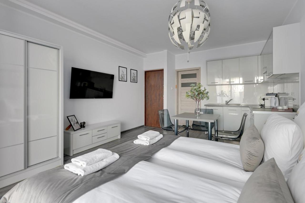 غدانسك Downtown Apartments Sadova City Center & Parking المظهر الخارجي الصورة